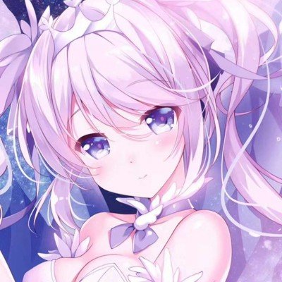 女子把XXXXL号搁浅皇带鱼推回大海